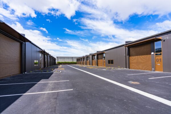 BP_Construction_Content_Shoot_3_16_12_25_Small_175_link_drive